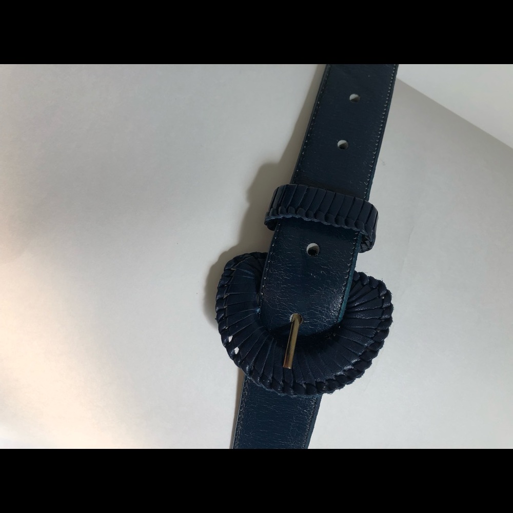 The Ritz Collection leather belt - Picture 10 of 11